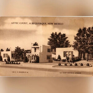 54015. AZTEC COURT, ALBUQUERQUE, NEW MEXICO - HWY 66 - Vintage Postcard